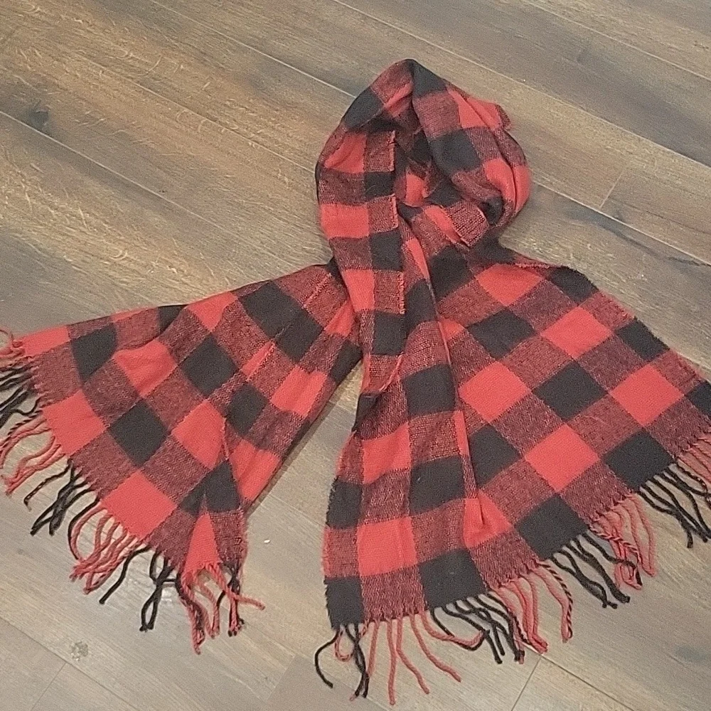 Madden Girl Buffalo Plaid Large Long  Scarf Red & Black Checker Flannel …